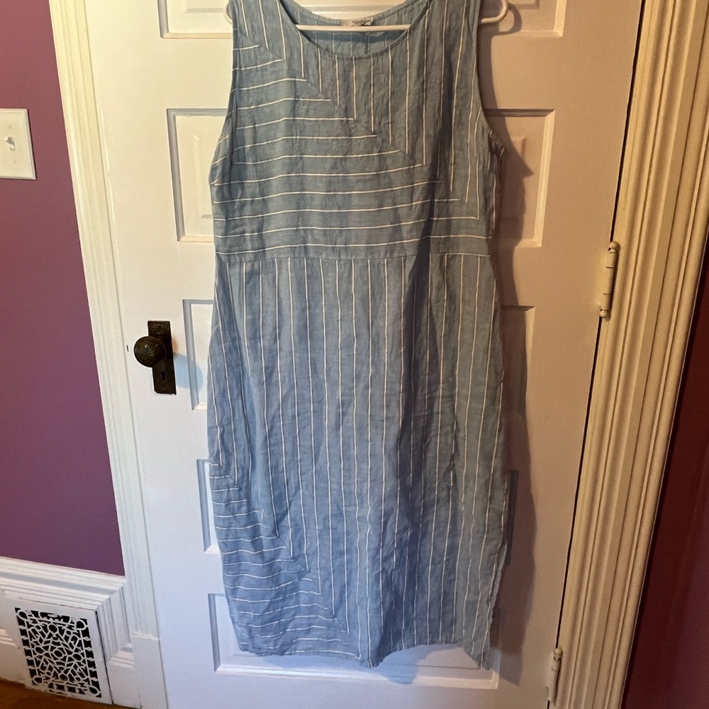 Chic Blue Striped Midi Dress